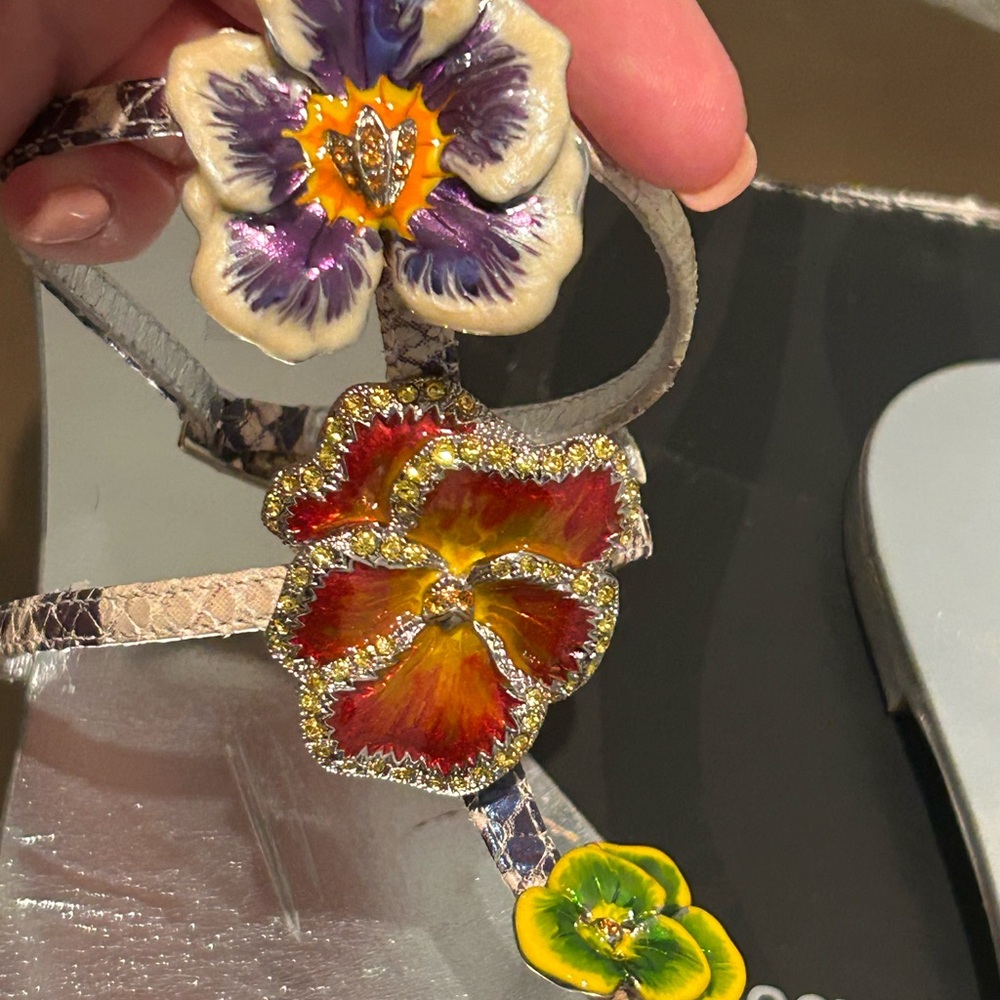 Rare Vintage Roberto Cavalli Flat T-Strap in Pansy - Picture 5 of 12